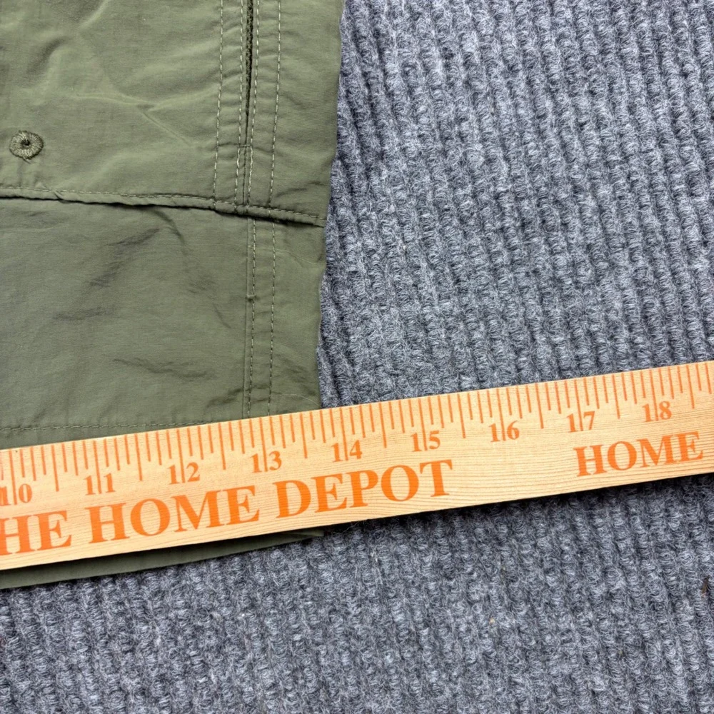 Magellan Shorts Mens 3XL Outdoors Fish Gear Green Water Repellent Cargo Fishing
